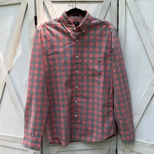 J. Crew Men’s Casual Button Down Shirt. Size: M